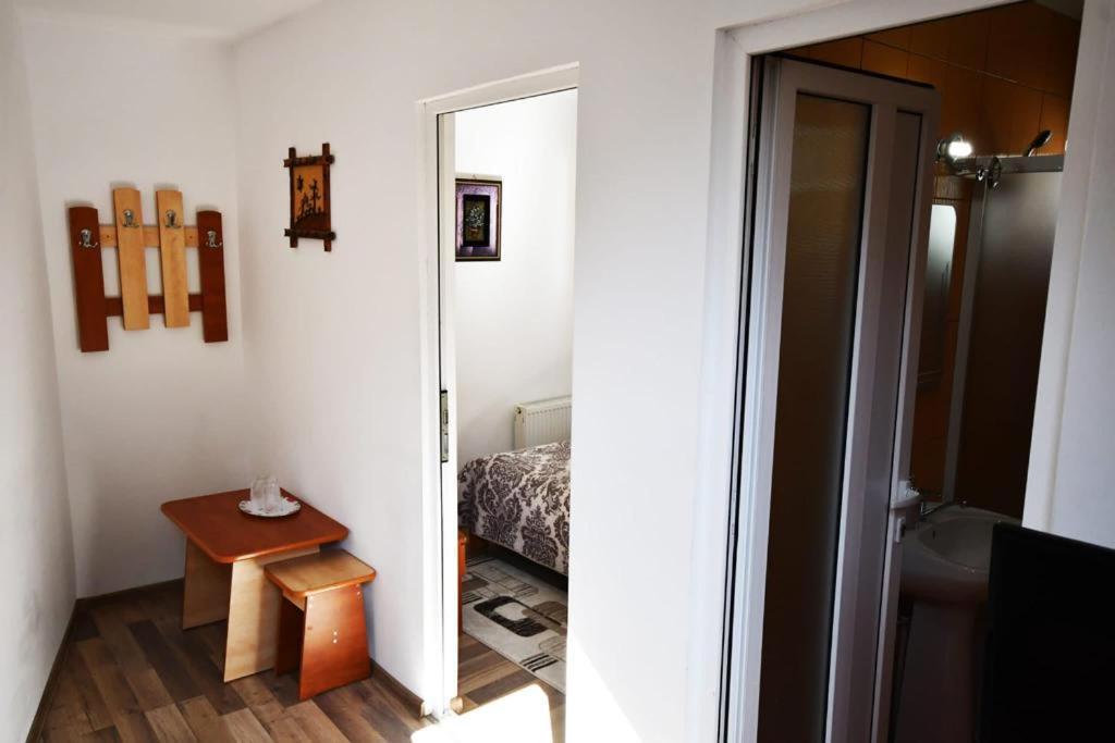 Casa Stefanut Hotel มัวเยชู เด ซุส ภายนอก รูปภาพ