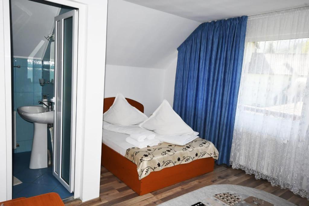 Casa Stefanut Hotel มัวเยชู เด ซุส ภายนอก รูปภาพ