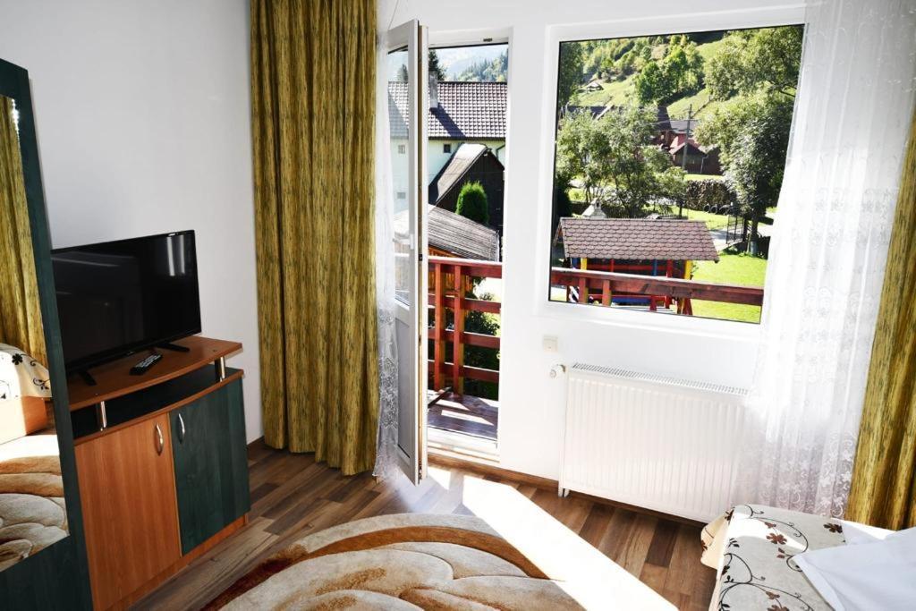 Casa Stefanut Hotel มัวเยชู เด ซุส ภายนอก รูปภาพ